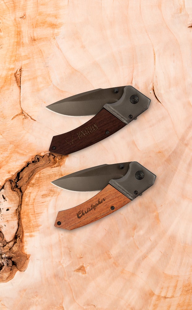 Category Slider - Personalized Engraved Wooden Handled Pocket Knives