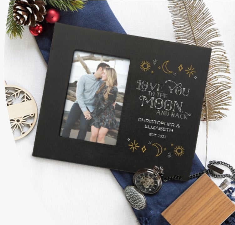 Landing Page - Holiday - Picture Frames